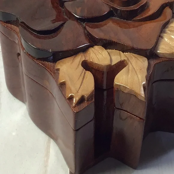 Hand Carved Multi Tone Wood Rose Puzzle Trinket Box - Picture 5 of 9